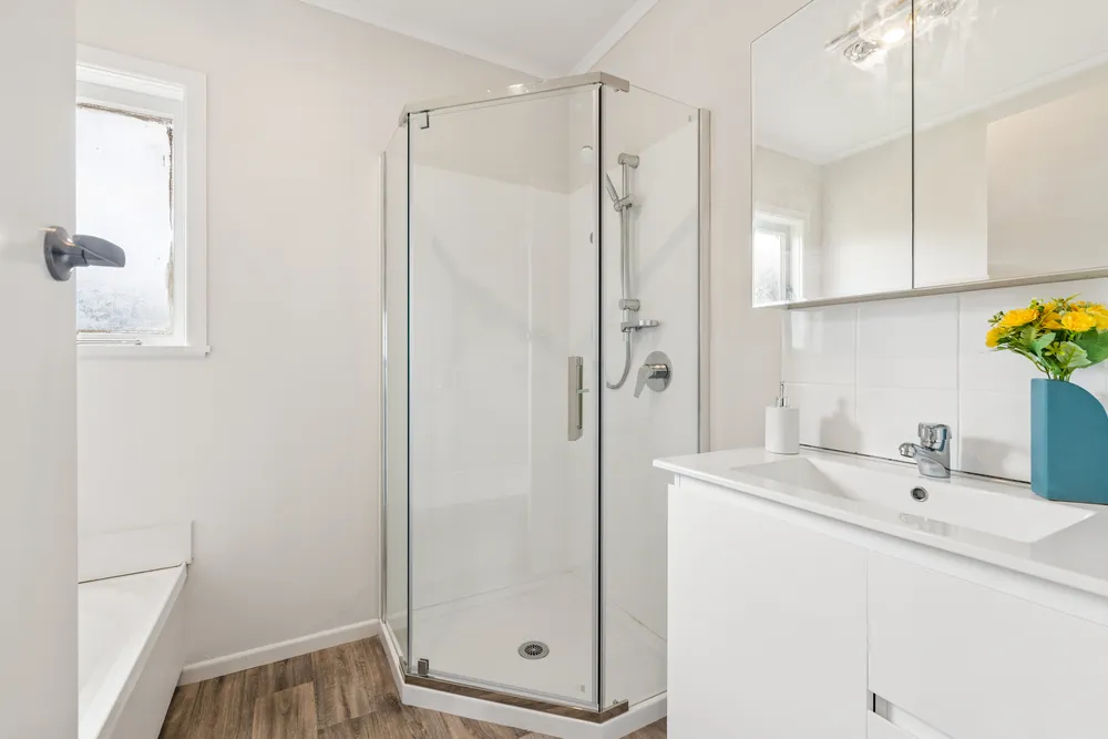 Photos of 72 Sutton Crescent