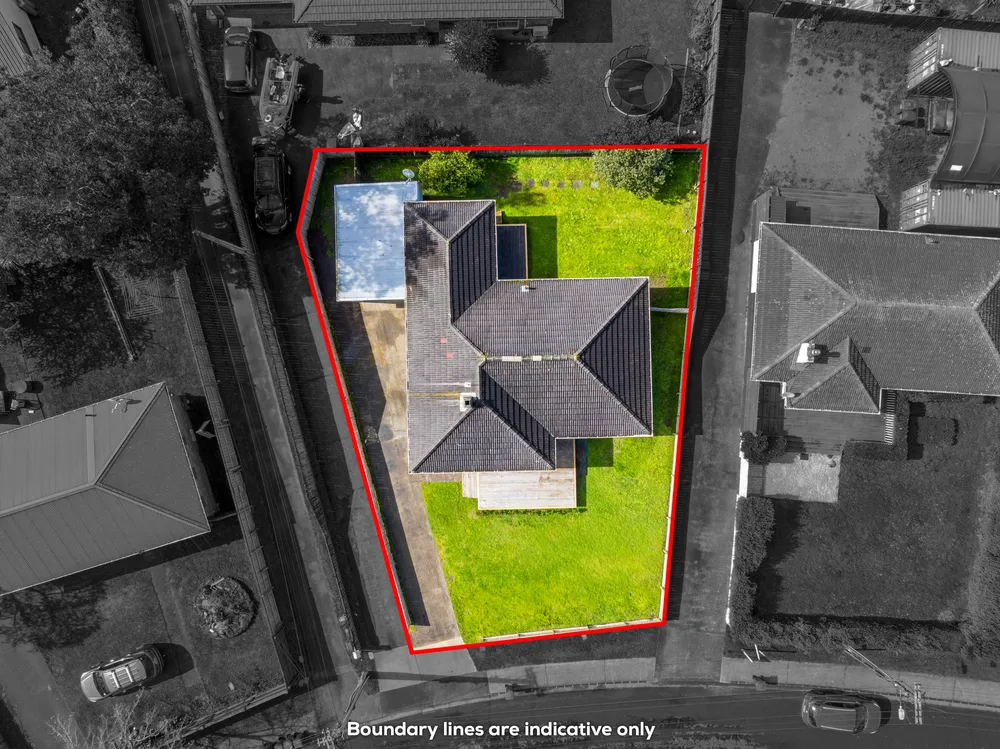 Photos of 72 Sutton Crescent