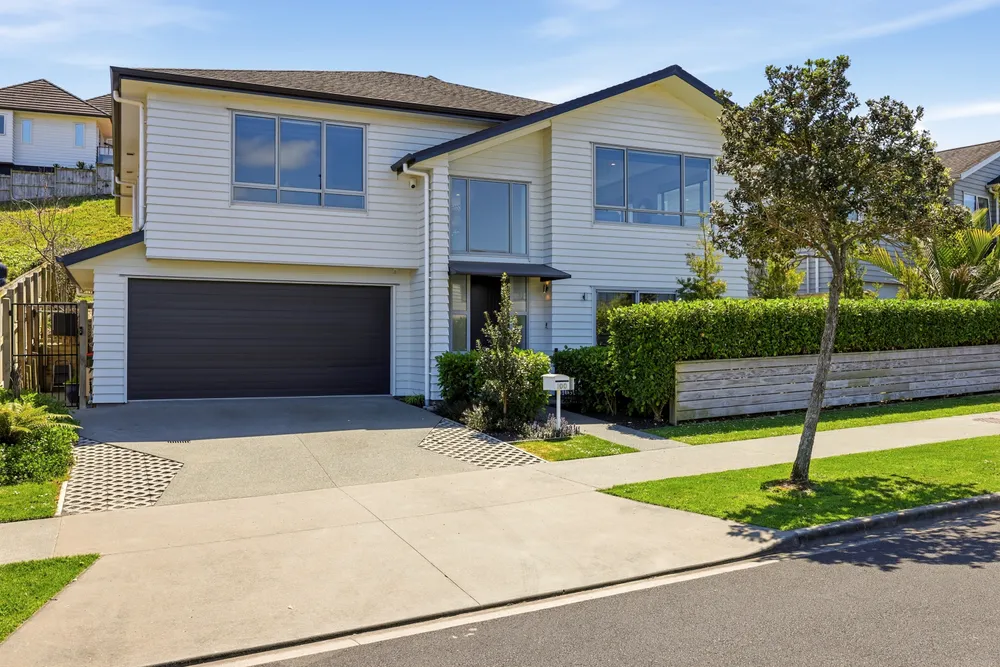 Photo of 100 Godfrey Drive, Millwater