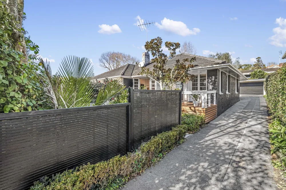 Photos of 19 Rangitoto Avenue