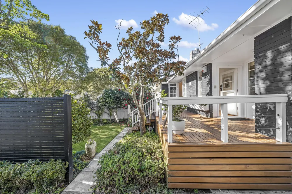 Photos of 19 Rangitoto Avenue