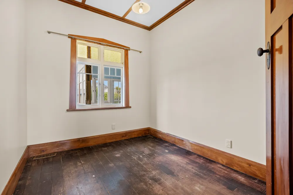 Photos of 18 Nixon Street