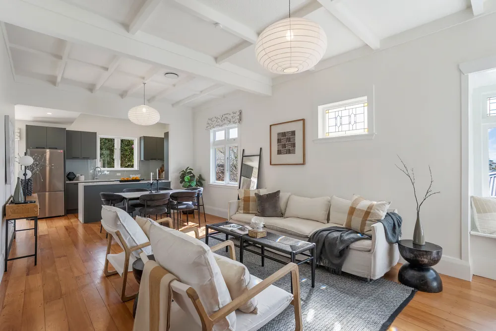Photos of 9 Mons Avenue