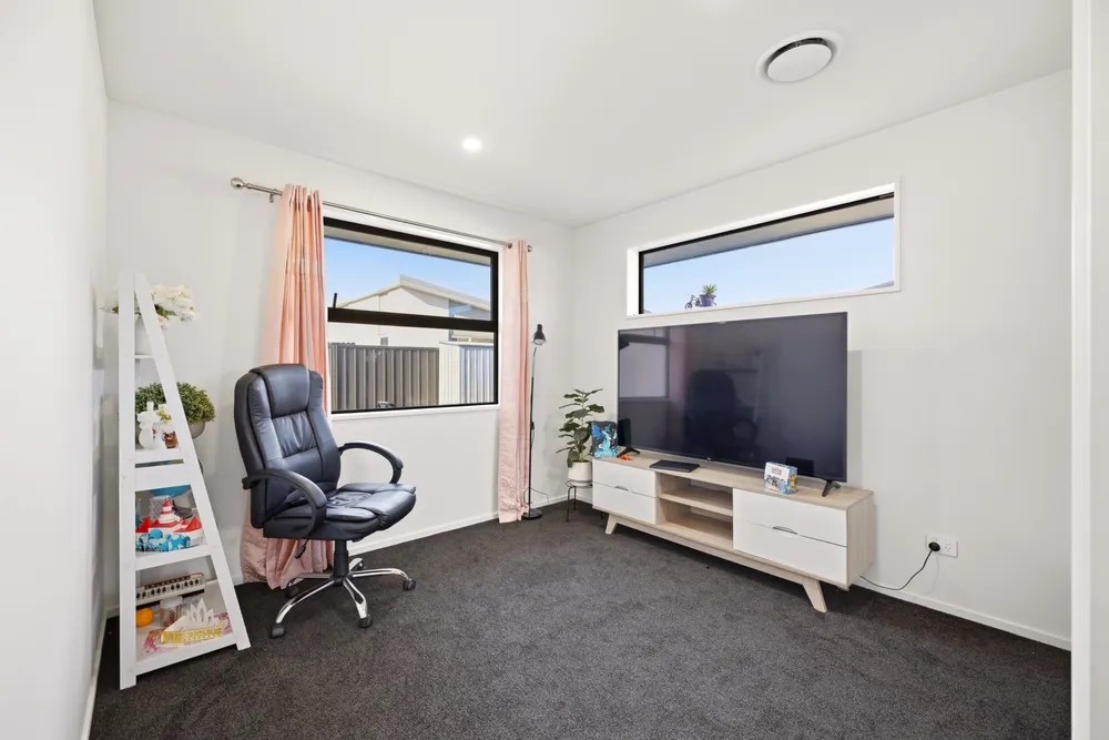 Photos of 14 Dempsey Street