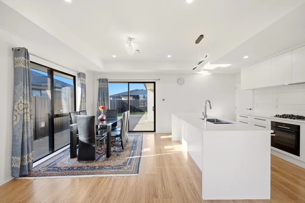 Photos of 14 Dempsey Street