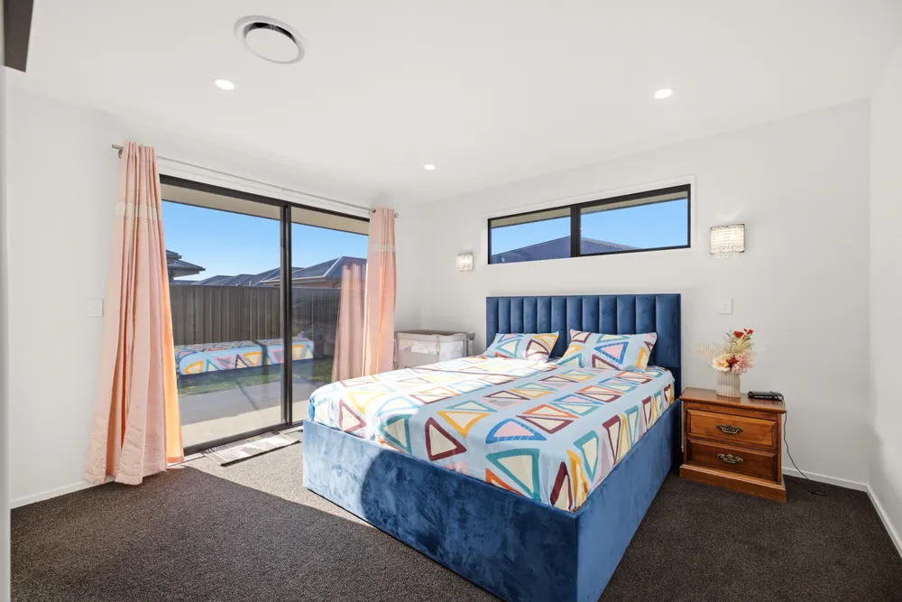 Photos of 14 Dempsey Street