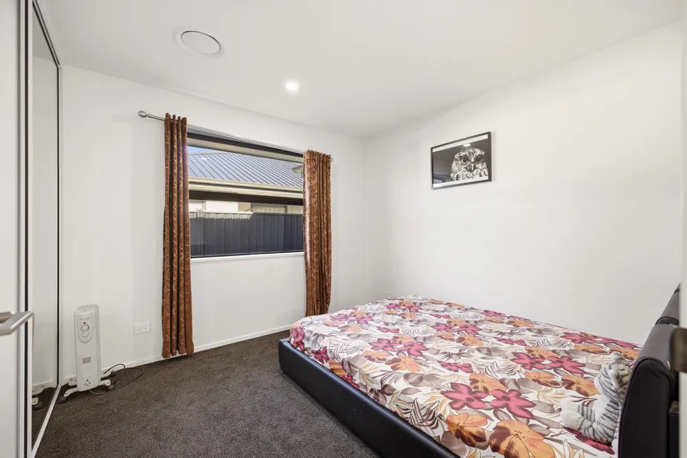 Photos of 14 Dempsey Street