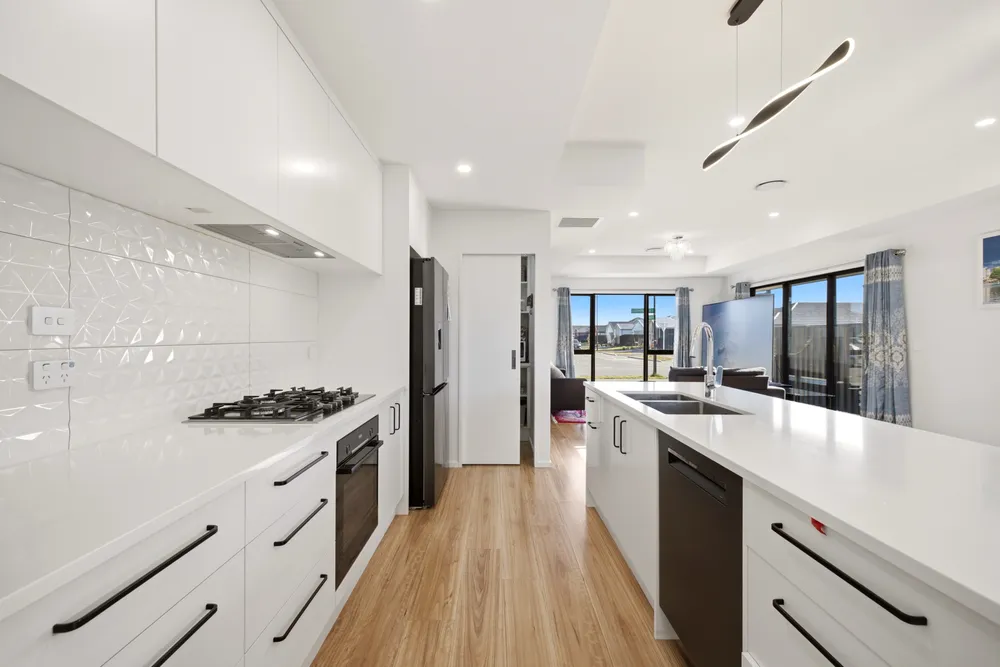 Photos of 14 Dempsey Street