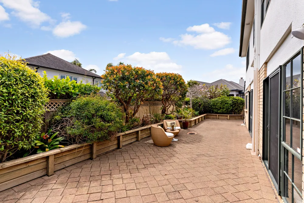 Photos of 37 Panapa Drive