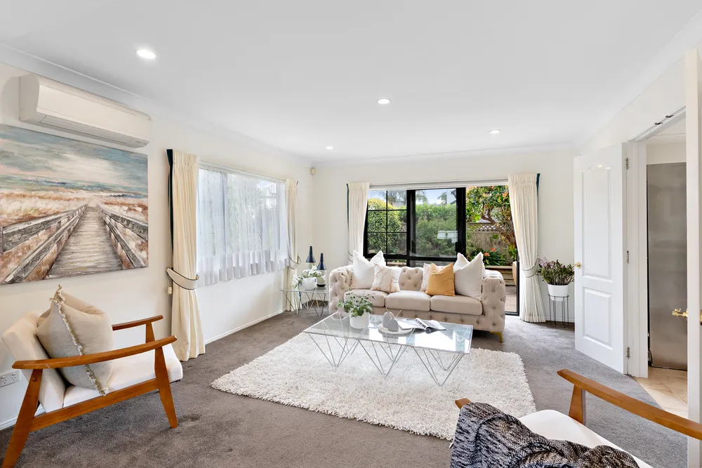 Photos of 37 Panapa Drive