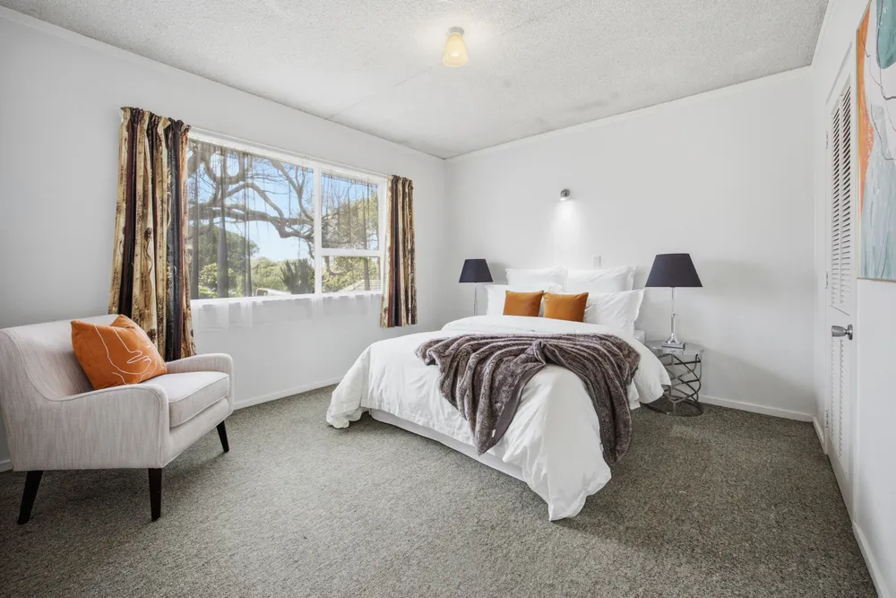 Photos of 35 Harding Avenue