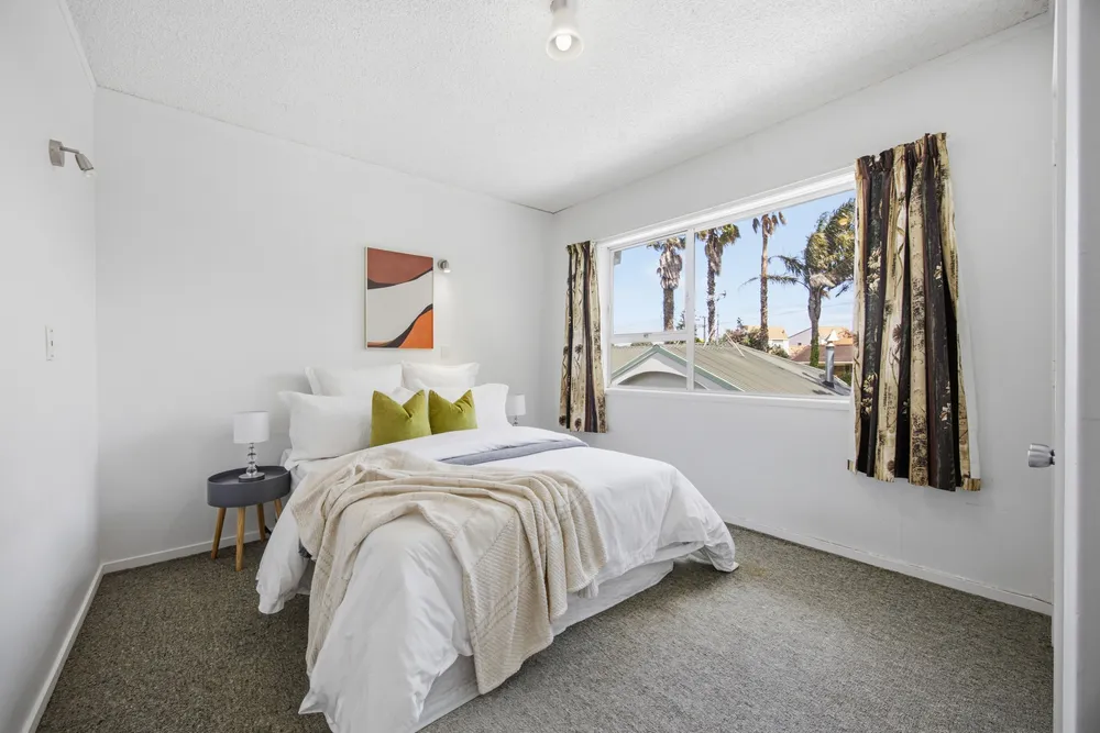 Photos of 35 Harding Avenue