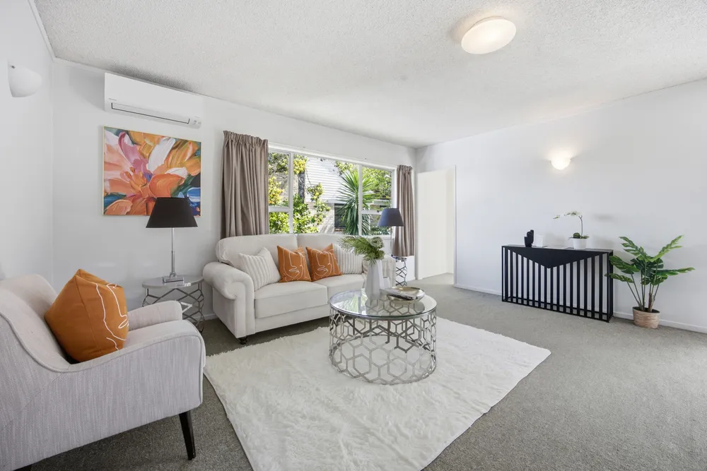 Photos of 35 Harding Avenue
