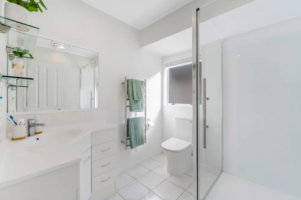 Photos of 2 Chale Place
