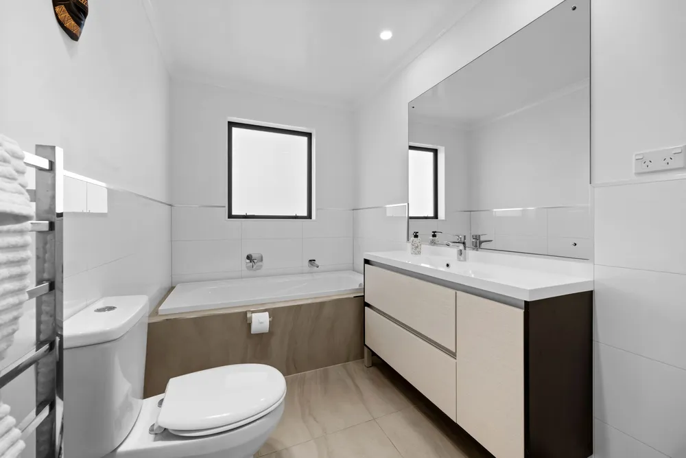 Photos of 26 Charles Heaphy Lane