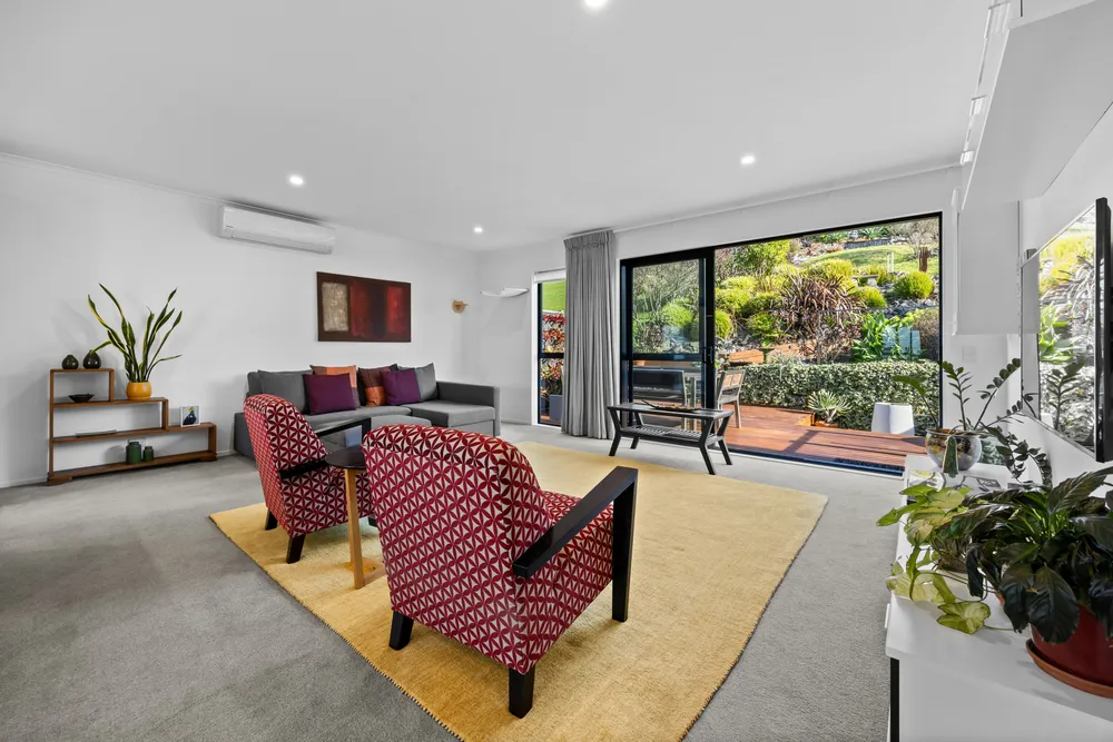 Photos of 26 Charles Heaphy Lane