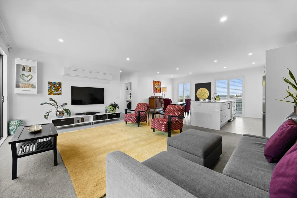 Photos of 26 Charles Heaphy Lane