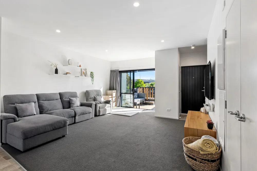 Photos of 19 Haroto Street,