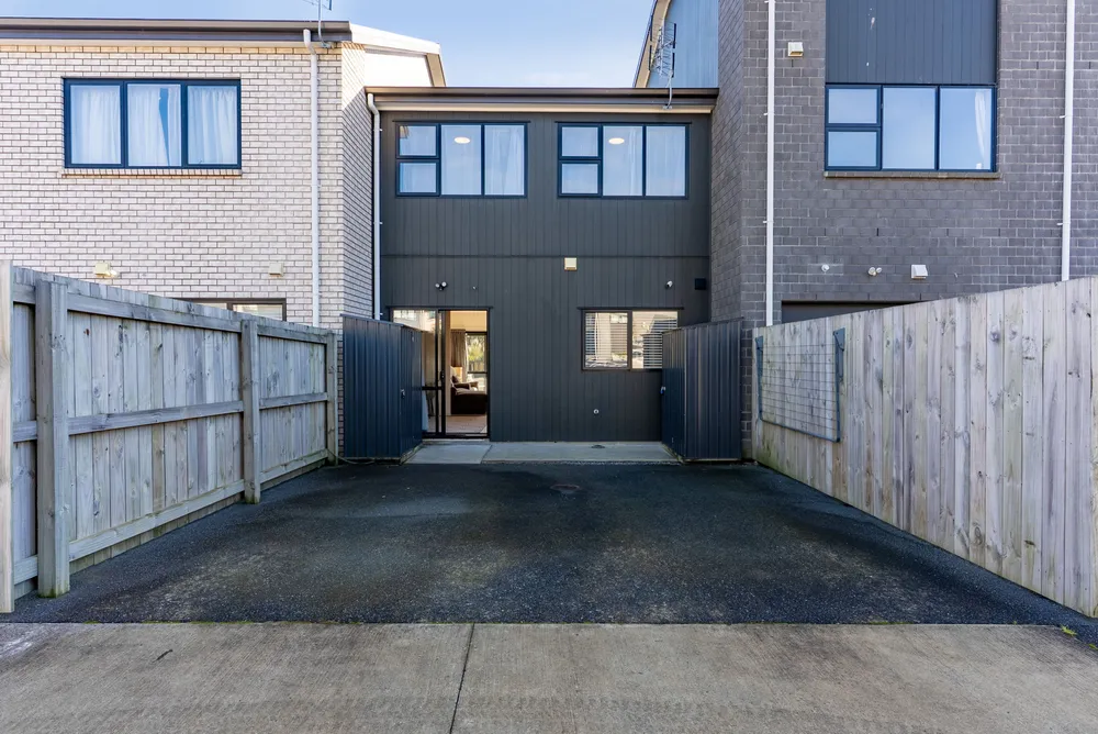 Photos of 19 Haroto Street,