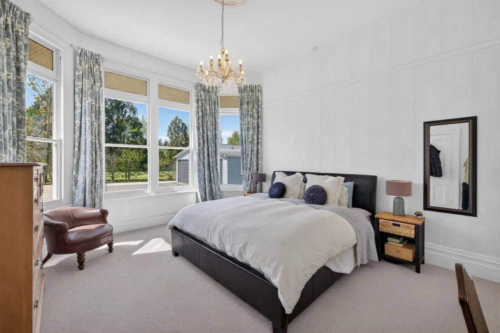 Photos of 41 Bairds Road