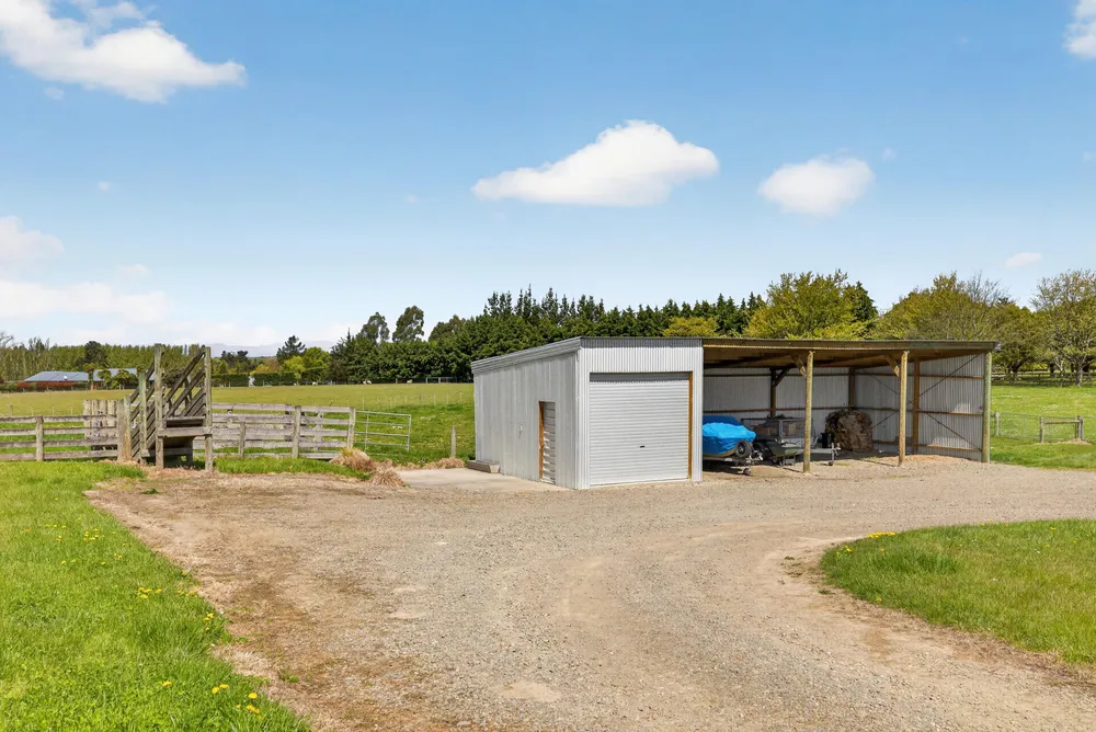Photos of 41 Bairds Road