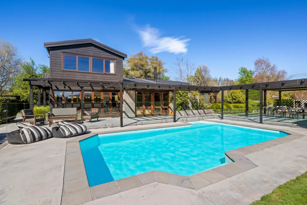 Photos of 43 Severne Street