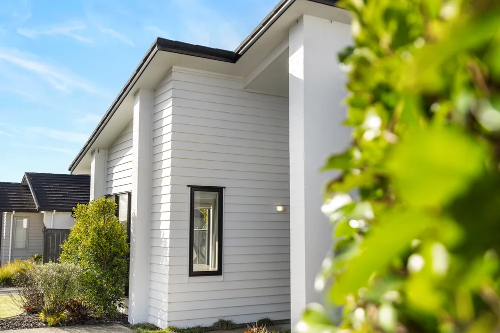 Photos of 196 Wainui Road