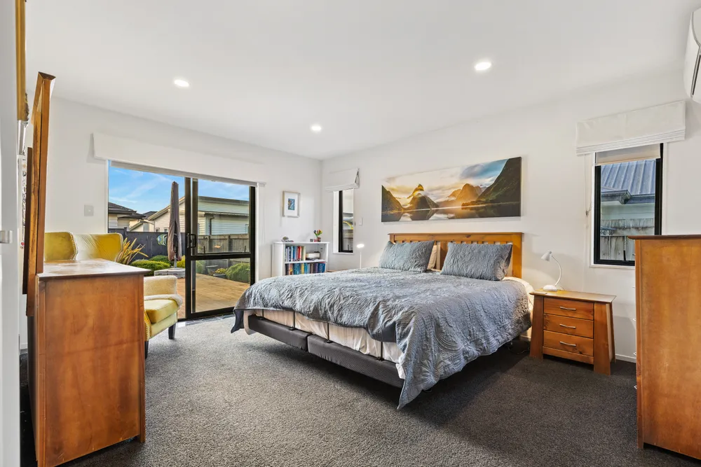 Photos of 196 Wainui Road