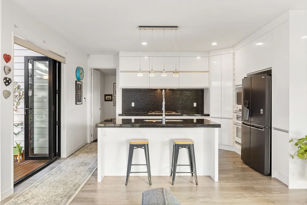 Photos of 196 Wainui Road