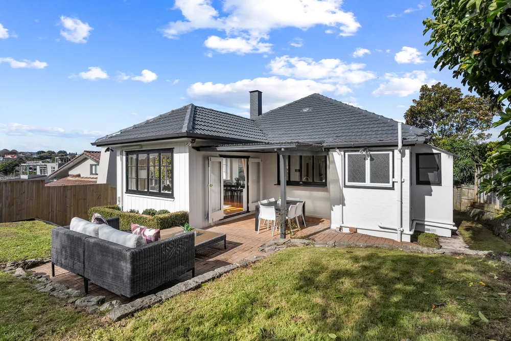 Photos of 6A Benson Road