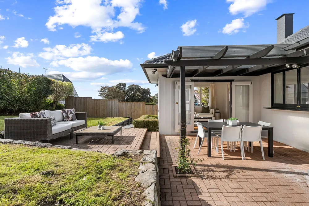 Photos of 6A Benson Road