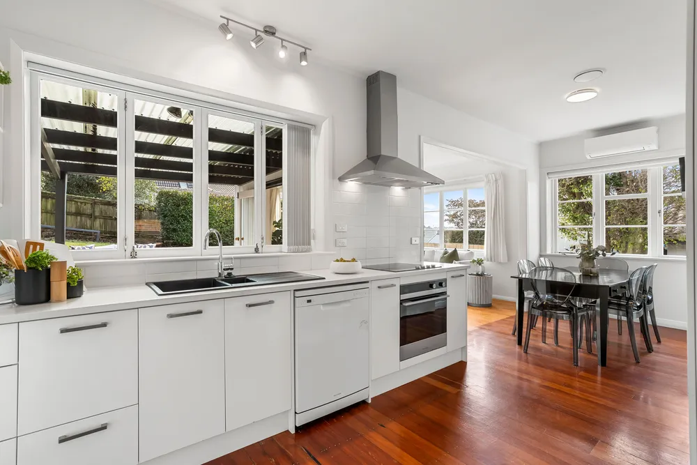 Photos of 6A Benson Road