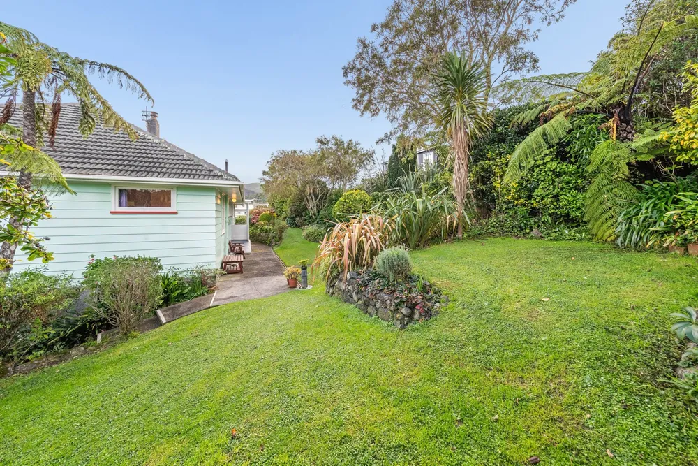 Photos of 5 Vista Grove