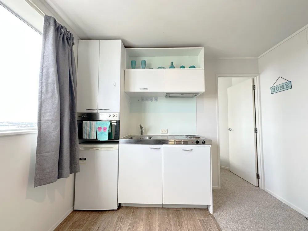 Photos of 17L/34 Kingston Street