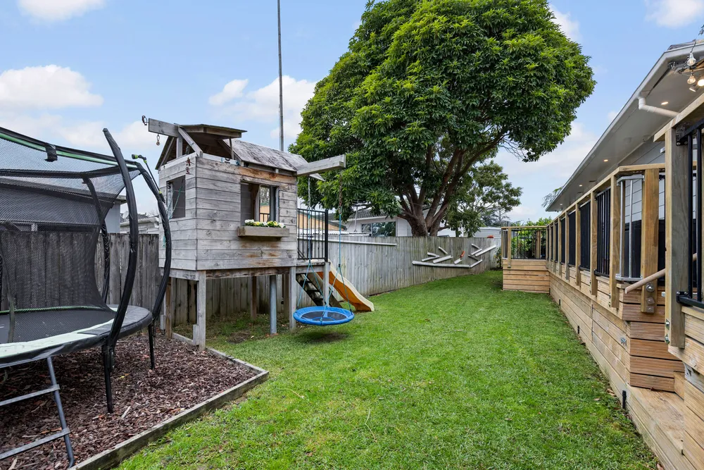 Photos of 1/45 Hope Farm Avenue