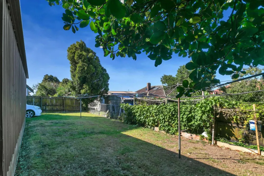 Photos of 327 Mt Albert Road