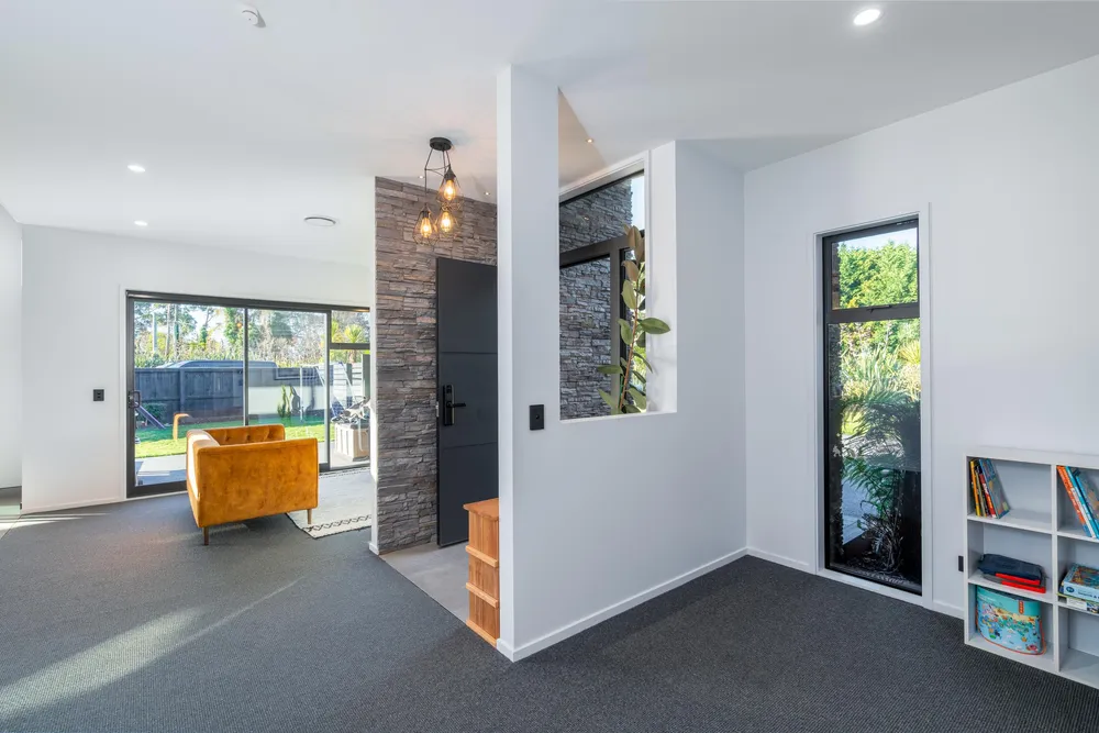 Photos of 473 Hills Road