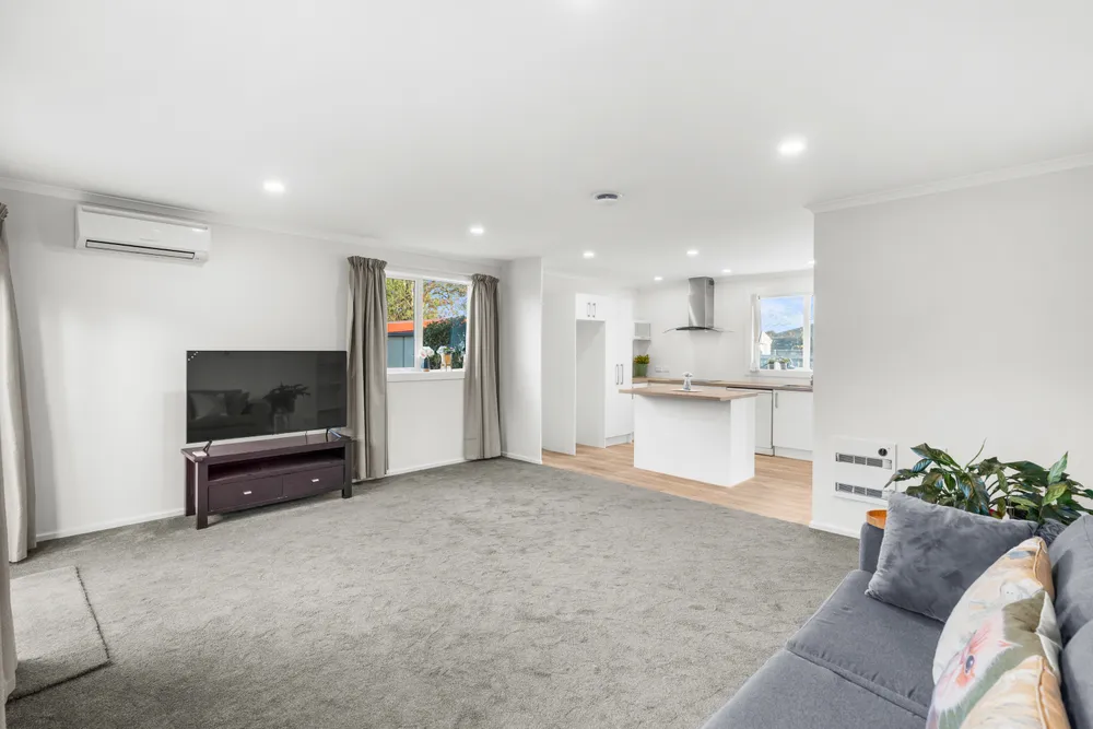 Photos of 70 Reynolds Avenue