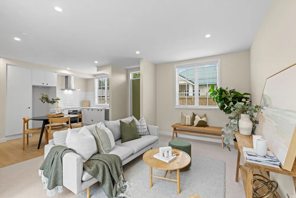 Photos of 70 Reynolds Avenue