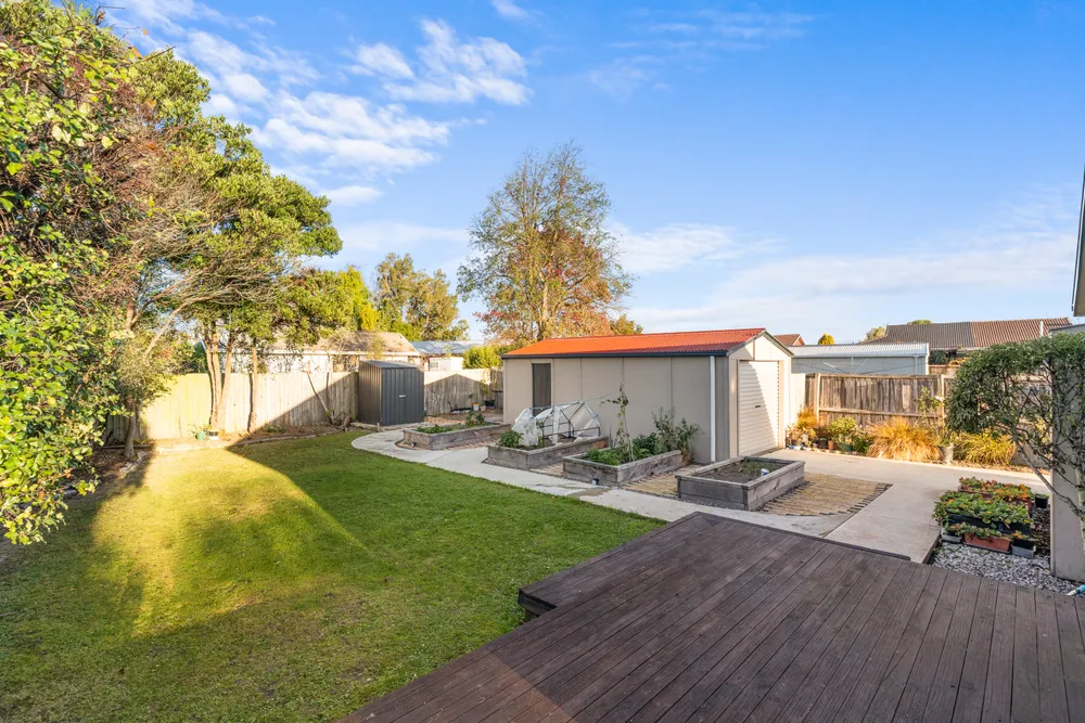 Photos of 70 Reynolds Avenue