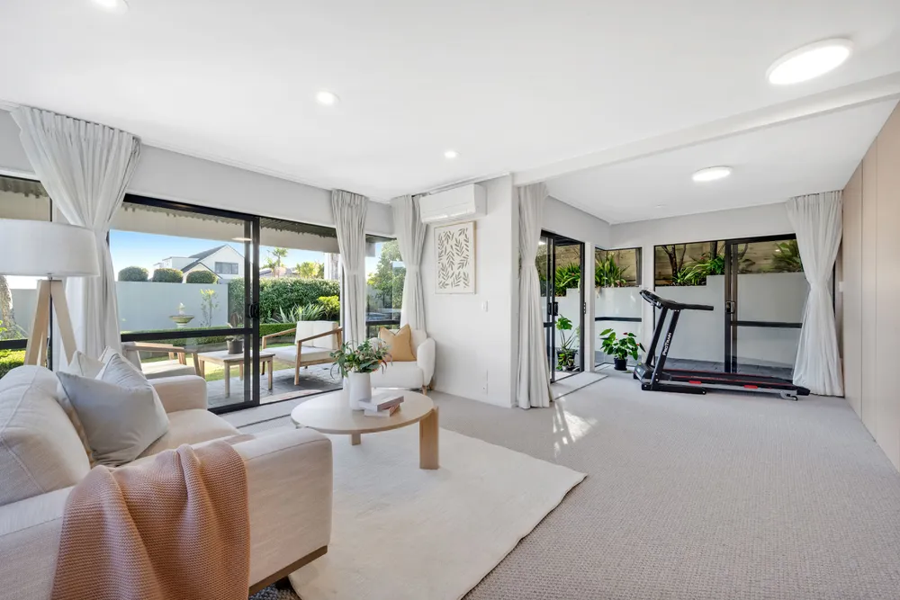 Photos of 34A Takutai Avenue