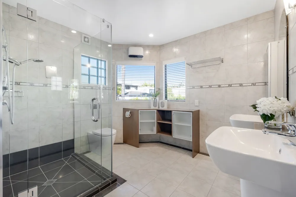 Photos of 34A Takutai Avenue