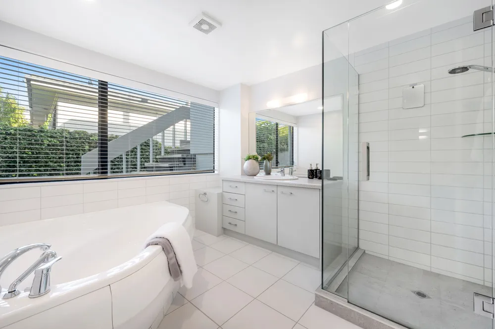 Photos of 34A Takutai Avenue