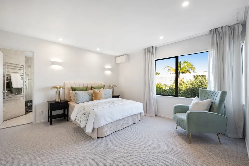 Photos of 34A Takutai Avenue