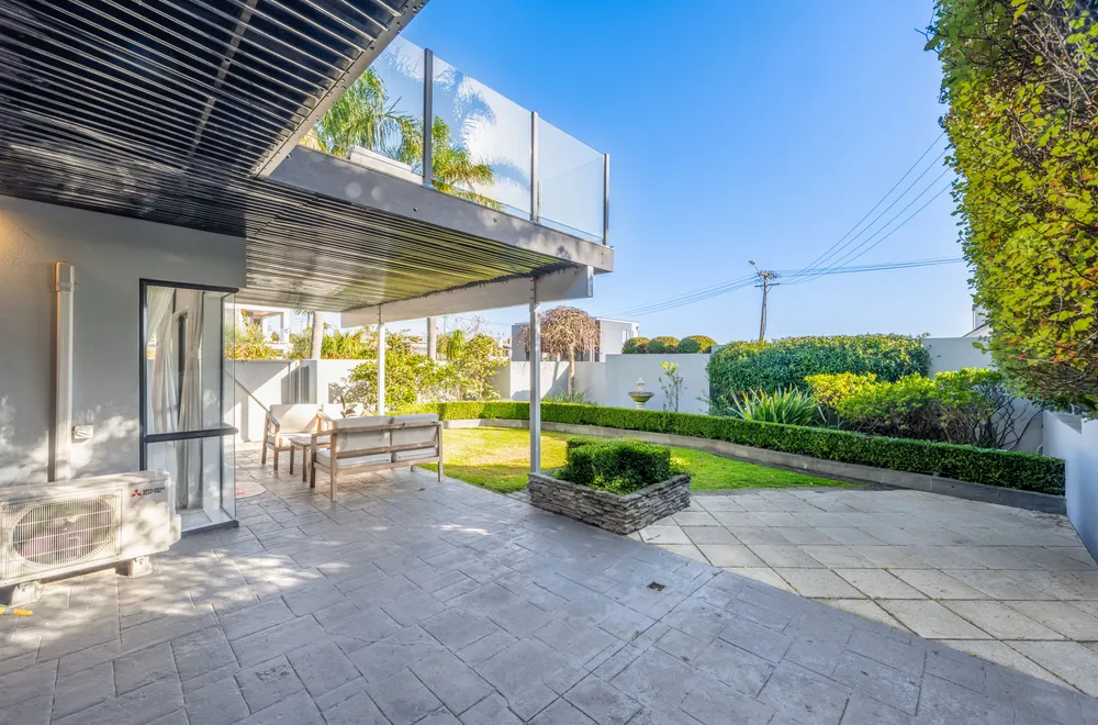 Photos of 34A Takutai Avenue
