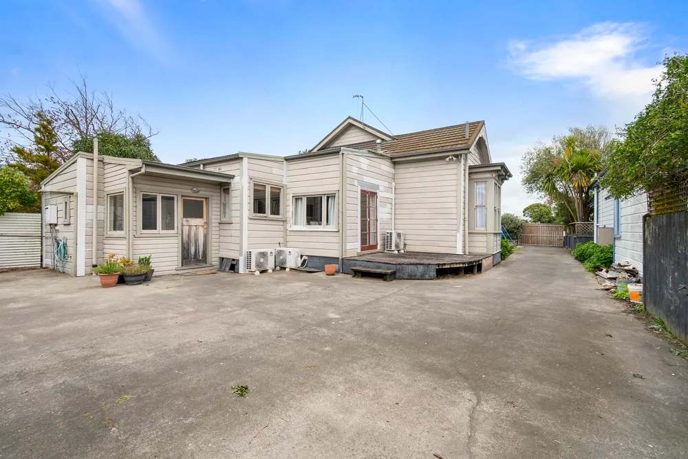 Photos of 111 Cook Street