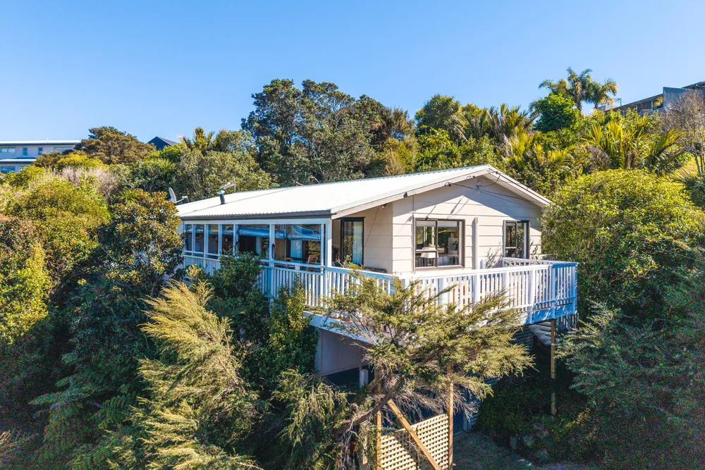 Photos of 29 Beresford Avenue