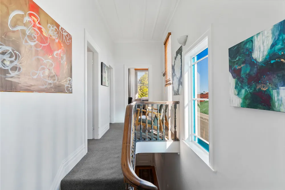 Photos of 25 Vermont Street