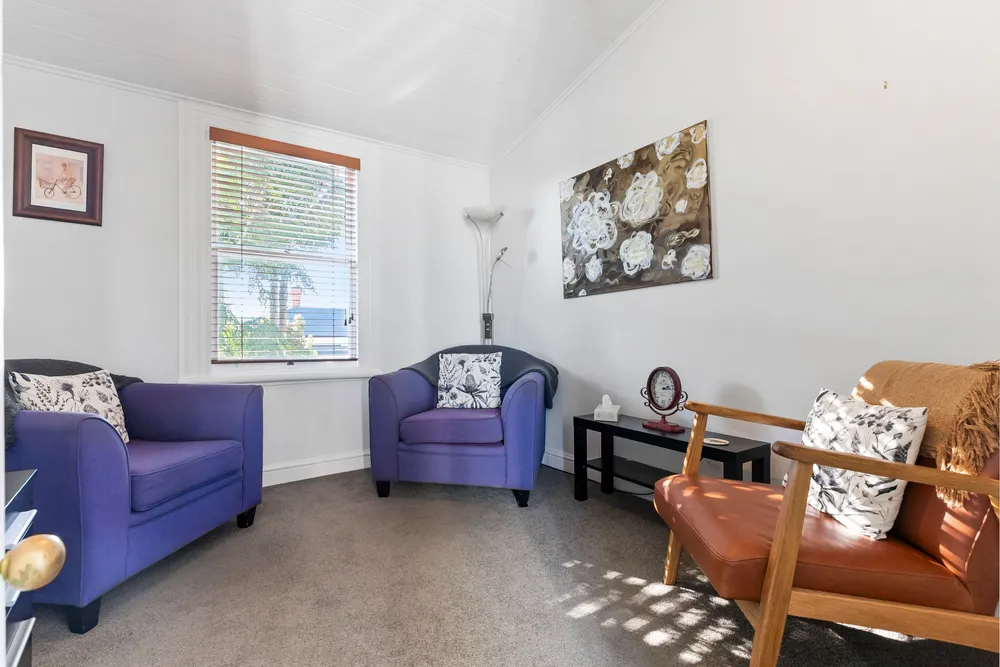Photos of 25 Vermont Street