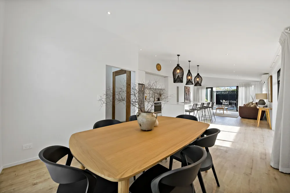 Photos of 9 Makete Crescent
